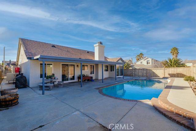 Victorville, CA 92392,13077 Nelliebell DR