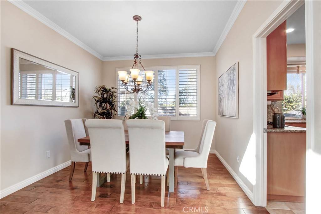 Thousand Oaks, CA 91320,2027 Warble CT