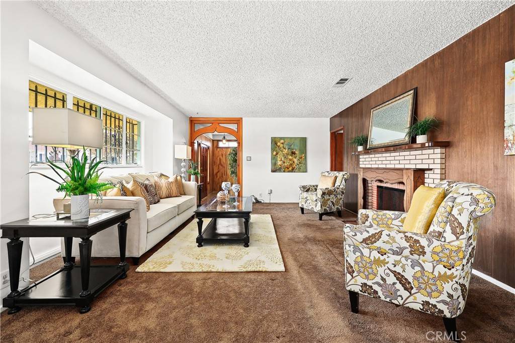 Alhambra, CA 91801,1024 Geranio DR