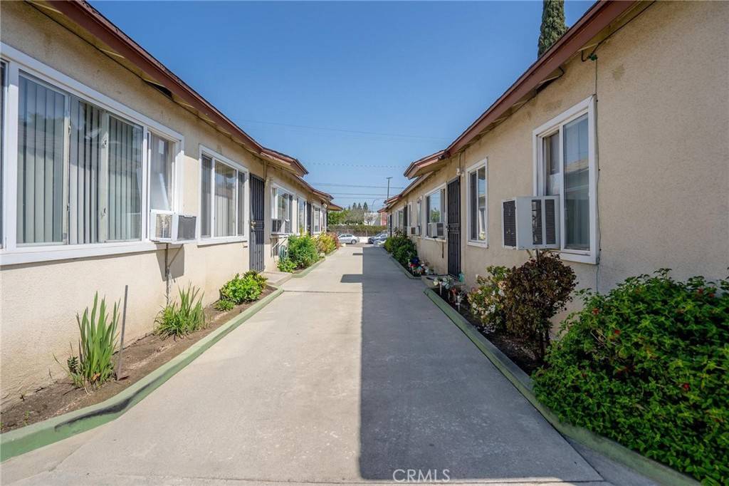Alhambra, CA 91803,1608 Front ST