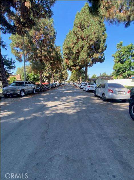 Anaheim, CA 92805,625 701 W Provential DR W
