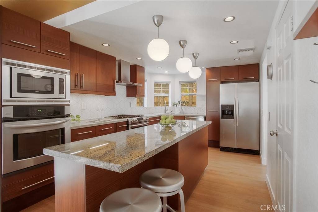 Duarte, CA 91010,1328 Heather LN