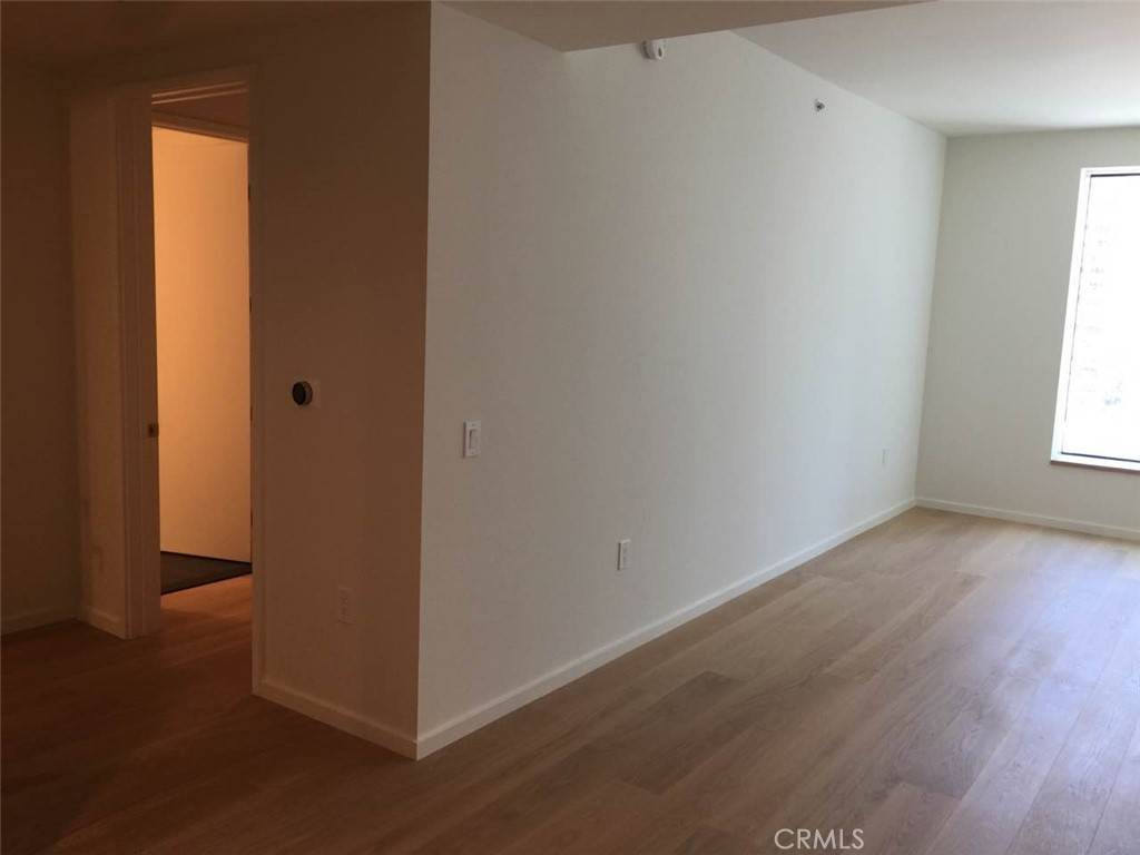 Los Angeles, CA 90017,889 Francisco ST #1611