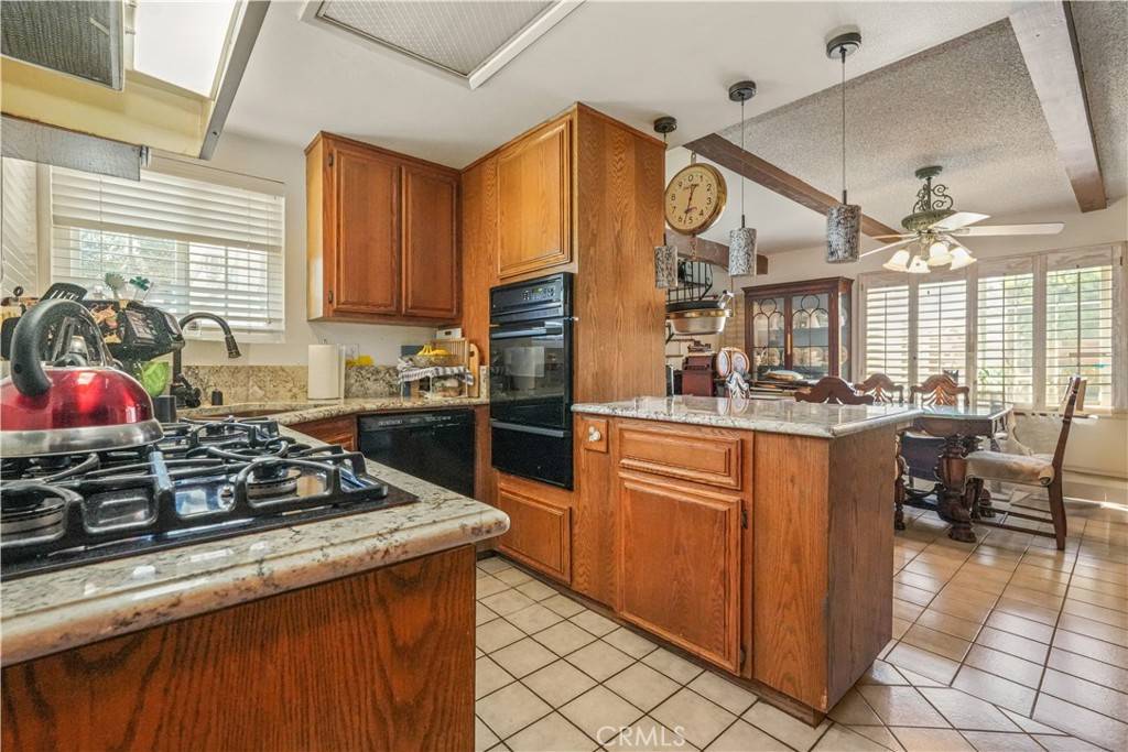 Orange, CA 92869,662 N James ST