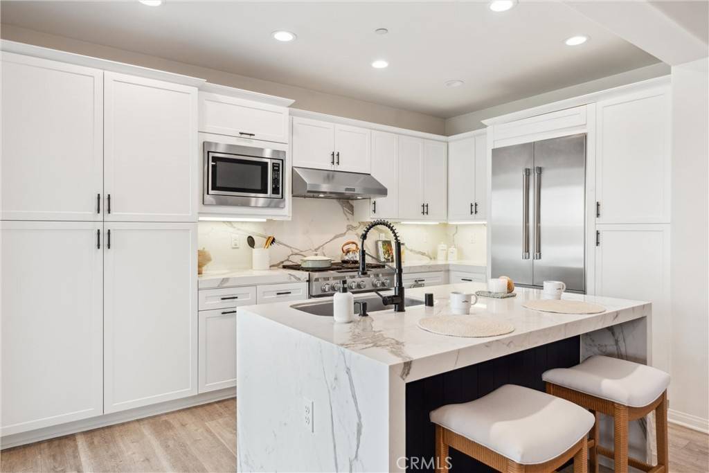 Westminster, CA 92683,14391 Hibiscus CT