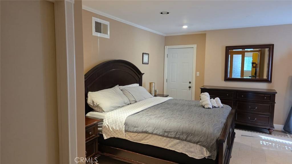 San Leandro, CA 94577,1300 1308 Benedict DR