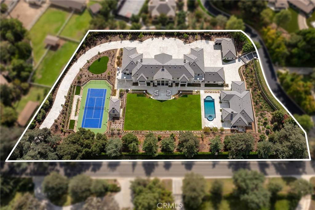 Bradbury, CA 91008,188 Deodar LN