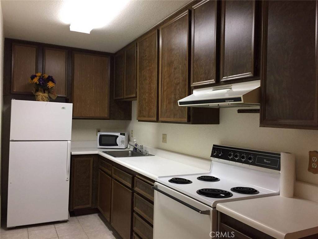 Palm Springs, CA 92262,675 N Los Felices CIR W #J107