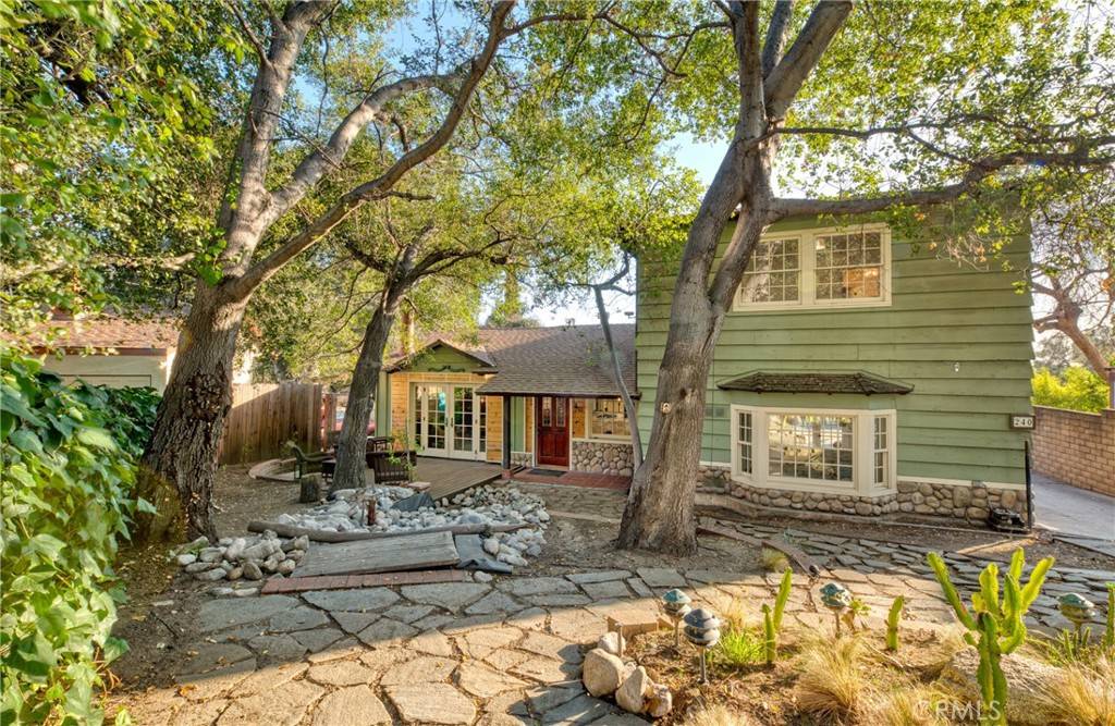Sierra Madre, CA 91024,240 Churchill Glen