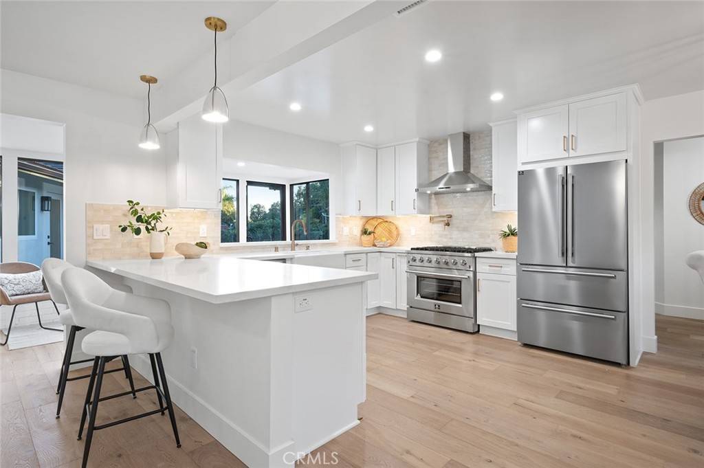 Arcadia, CA 91006,1985 Highland Oaks DR