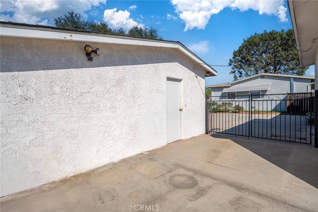 Glendora, CA 91741,834 Bridwell ST
