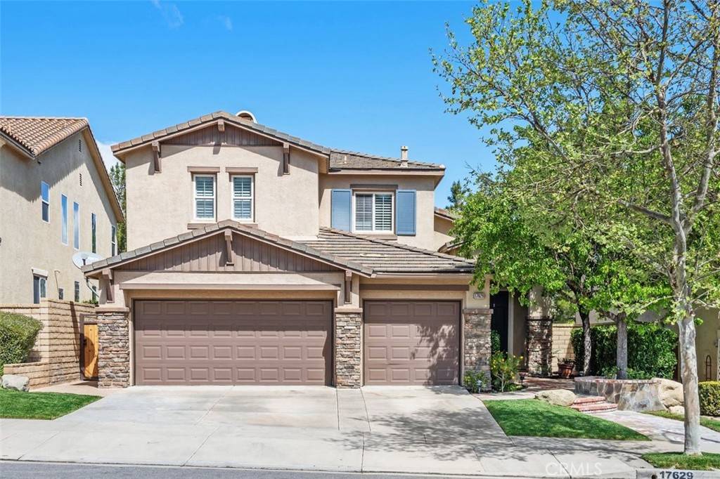 Canyon Country, CA 91387,17629 Wren DR
