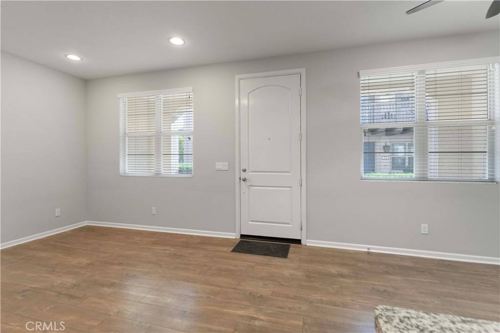 Claremont, CA 91711,906 Grove CT
