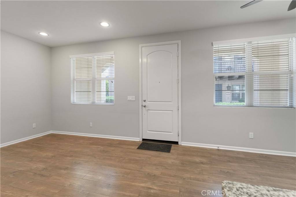 Claremont, CA 91711,906 Grove CT