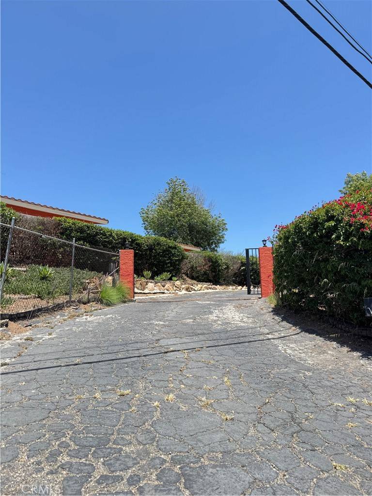 Escondido, CA 92026,9040 W Lilac RD