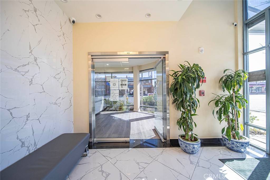 San Gabriel, CA 91776,533 W Las Tunas DR