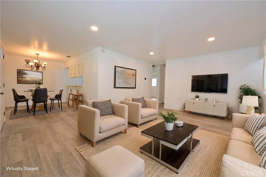 Claremont, CA 91711,153 W Green ST