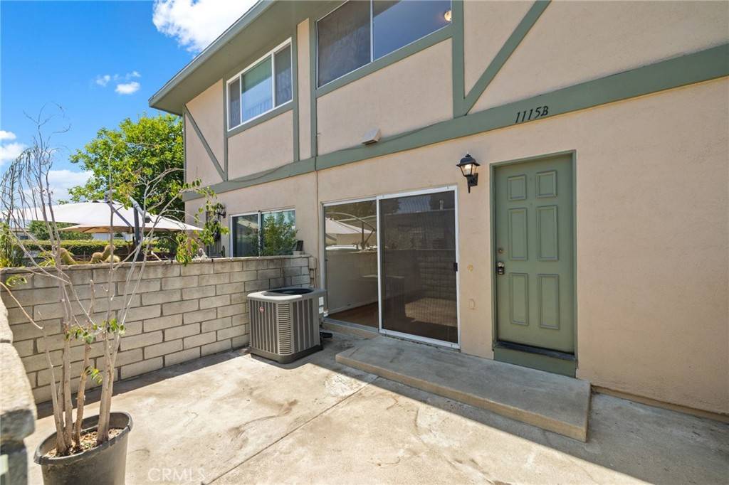 Ontario, CA 91762,1115 W Francis ST #B