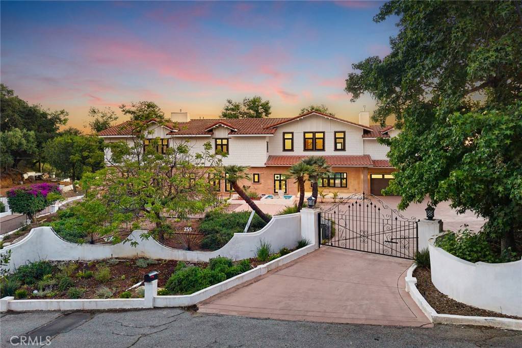 Bradbury, CA 91008,255 El Cielo LN