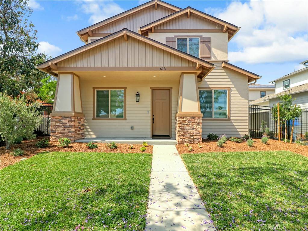 Monrovia, CA 91016,613 E Walnut AVE