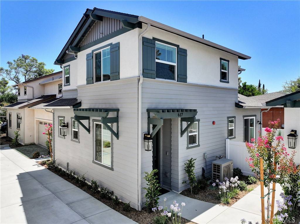 Monrovia, CA 91016,617 E Walnut AVE