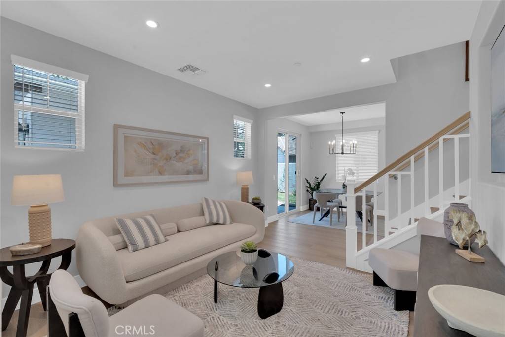 Monrovia, CA 91016,619 E Walnut