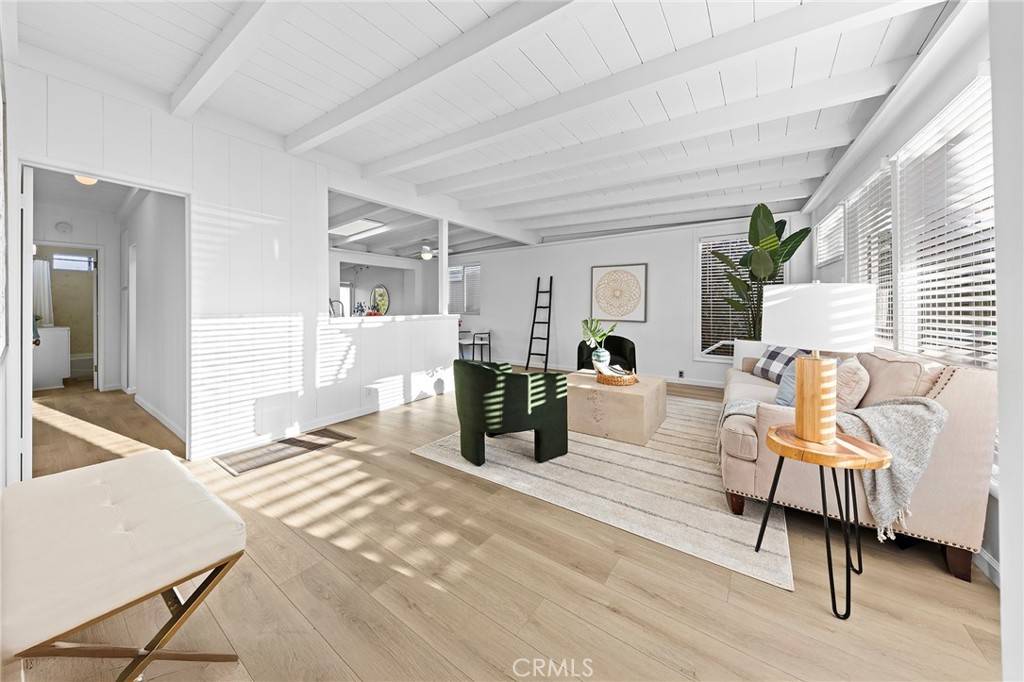 Laguna Beach, CA 92651,263 Grandview ST