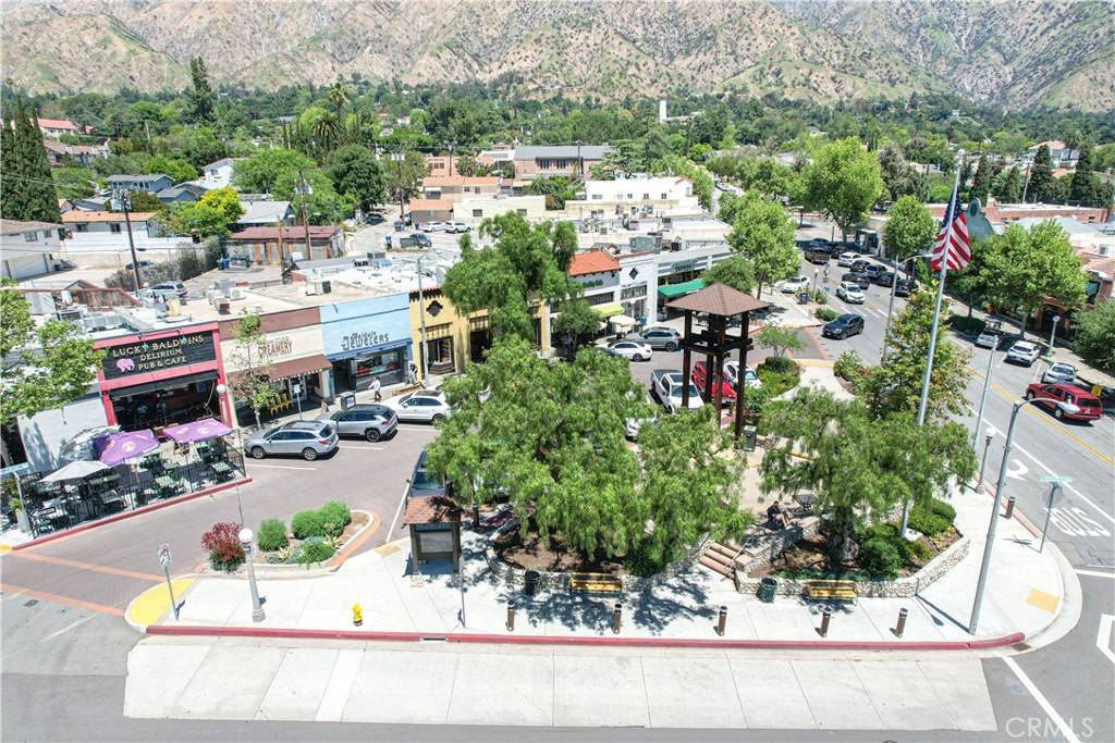 Sierra Madre, CA 91024,17 Kersting CT