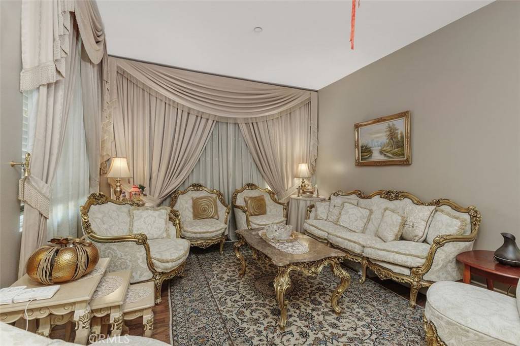 Fontana, CA 92336,15691 Cherry Leaf LN