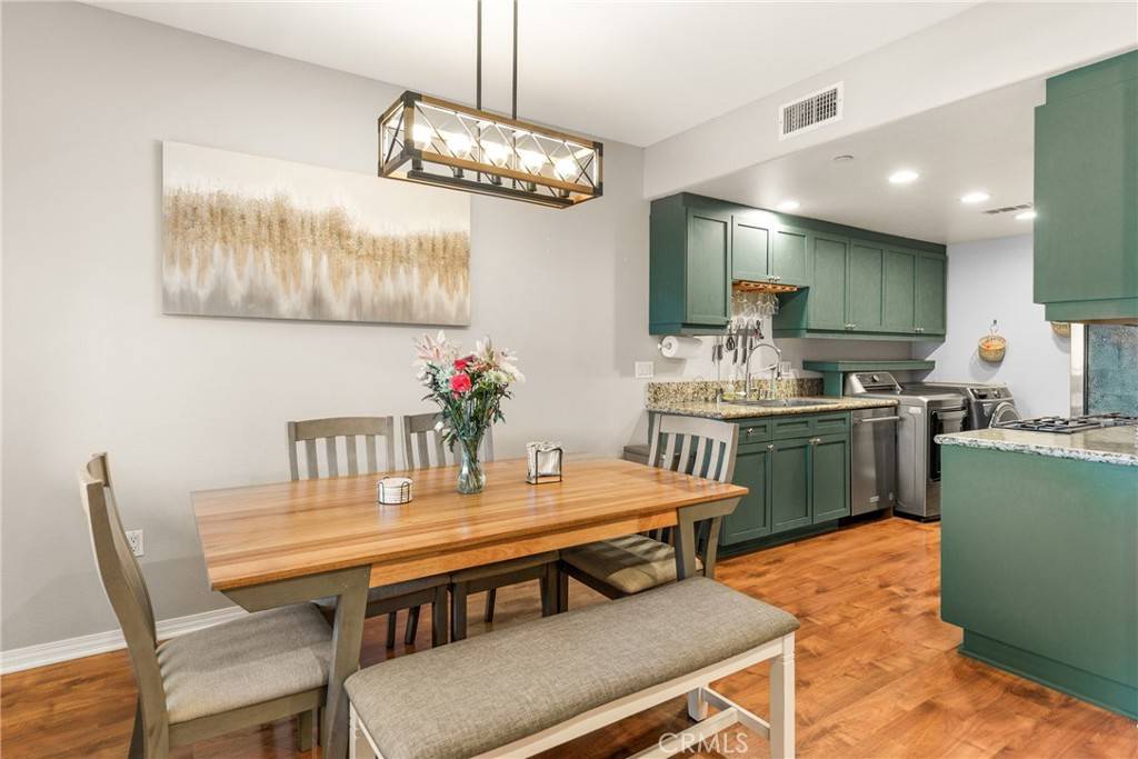 Fountain Valley, CA 92708,17230 Newhope ST #309