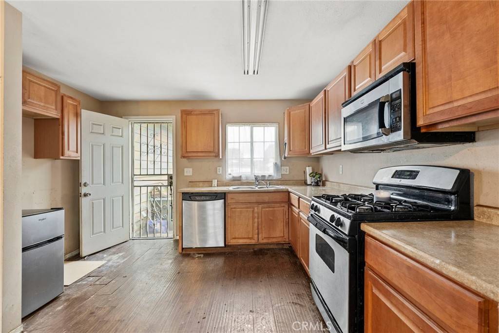 Redlands, CA 92374,1013 Herald ST