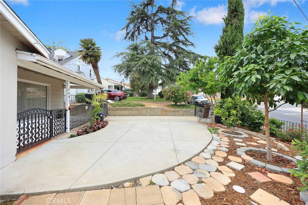 Monterey Park, CA 91755,406 E Graves AVE