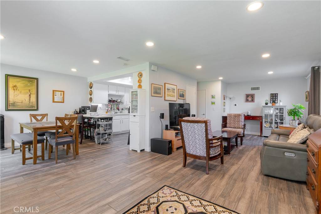 Montebello, CA 90640,301 Ridge Terrace LN