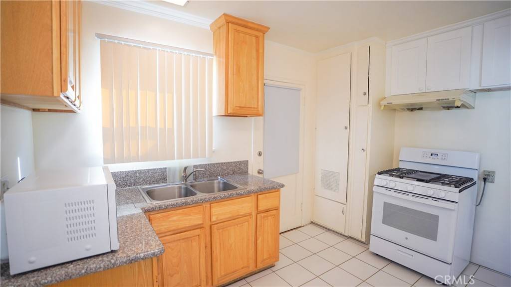 Glendale, CA 91206,120 Lukens PL