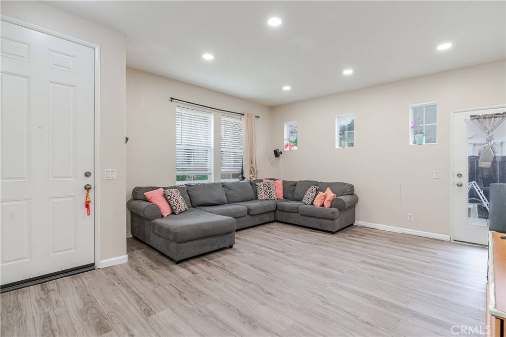 Pomona, CA 91768,1386 Estel DR