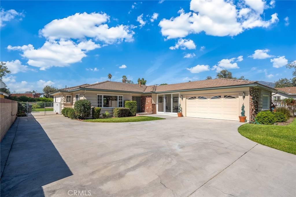 Arcadia, CA 91006,1321 S 8th AVE