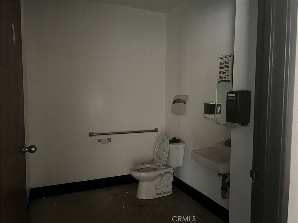 Corona, CA 92881,1837 California AVE
