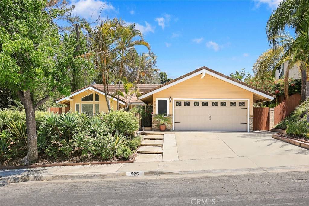 San Dimas, CA 91773,925 Calle Hermosa