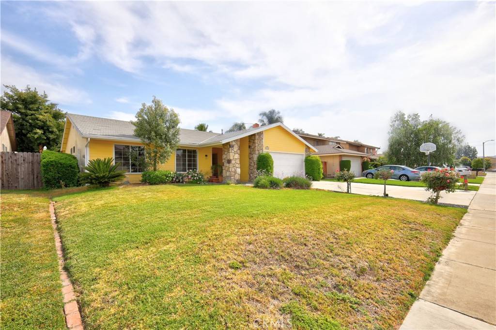 Chino, CA 91710,4163 Alma CT