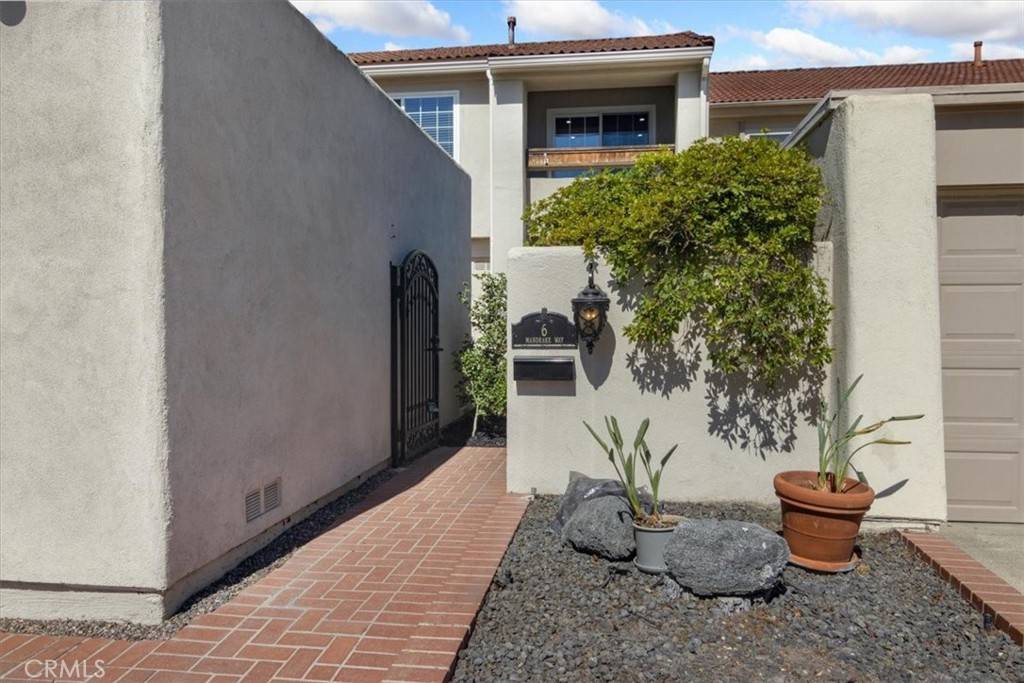Irvine, CA 92612,6 Mandrake WAY