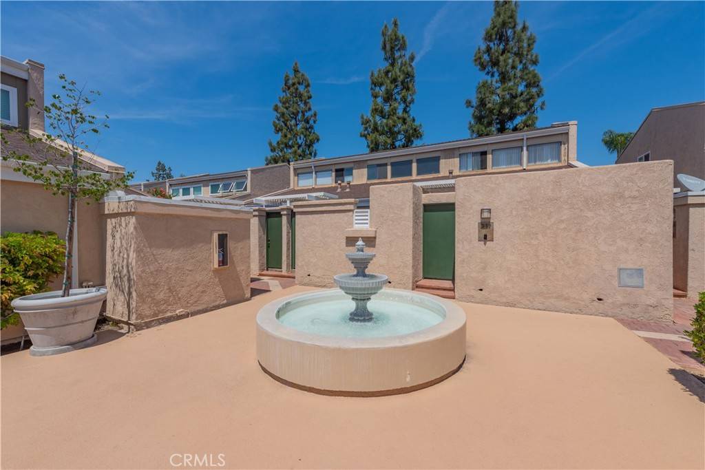 Fullerton, CA 92831,2900 Madison AVE #D18