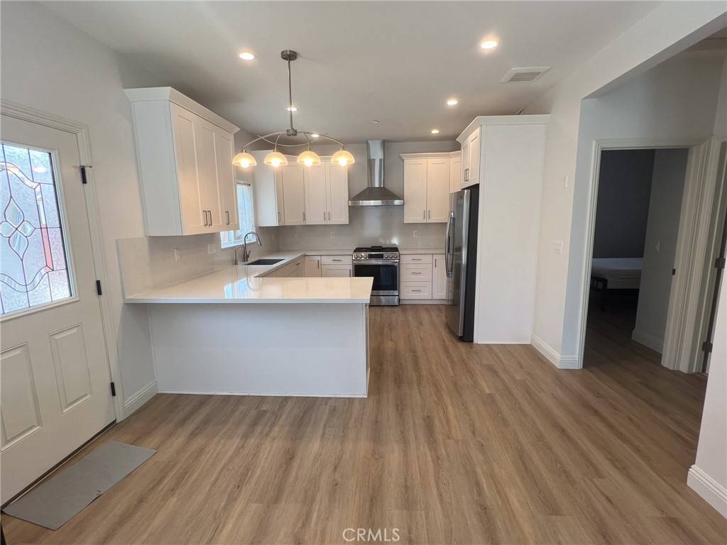 Arcadia, CA 91007,607 Sharon RD