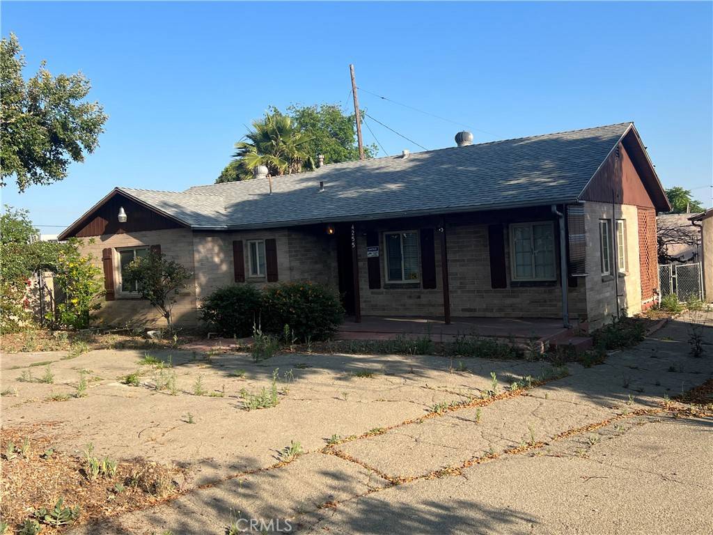 Montclair, CA 91763,4255 3rd ST