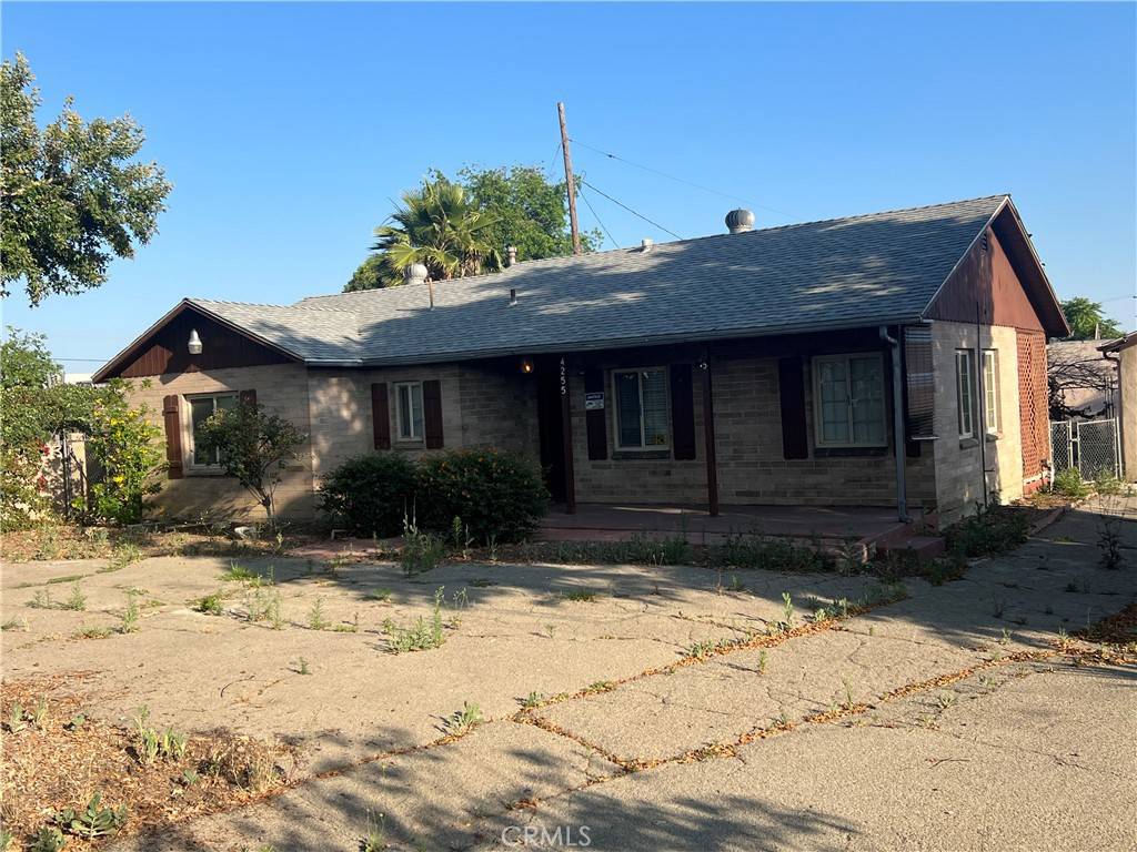 Montclair, CA 91763,4255 3rd ST