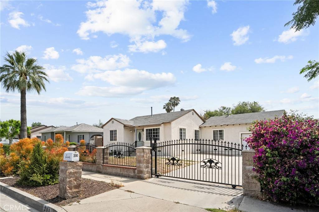 Azusa, CA 91702,200 S Lemon AVE