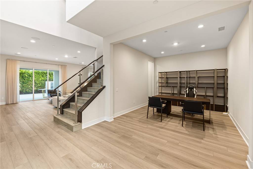 Montebello, CA 90640,185 Orchid Ct