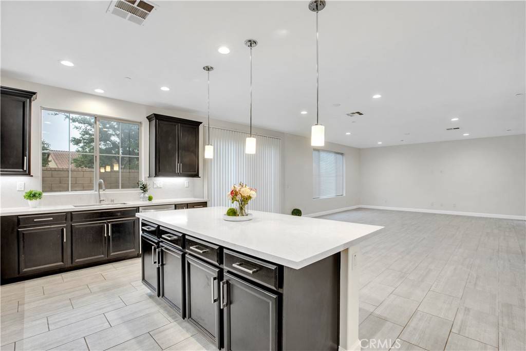 Ontario, CA 91762,4619 S Reflection LN