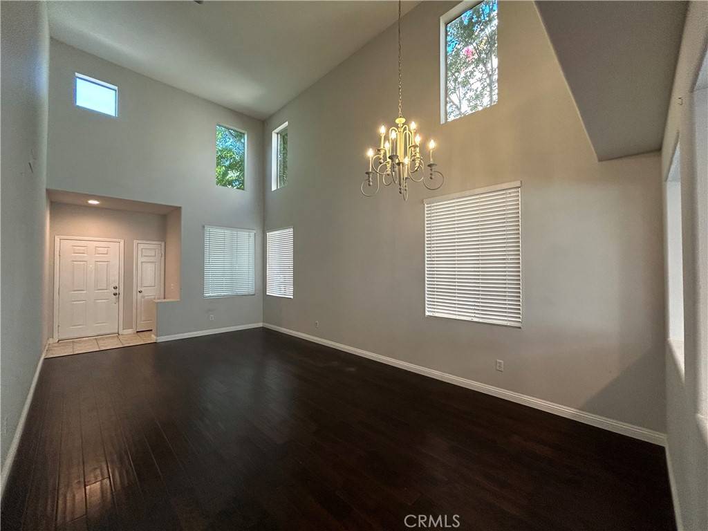 West Covina, CA 91790,1525 Starburst DR