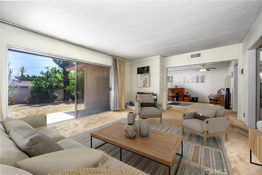 Arcadia, CA 91006,1512 Louise AVE