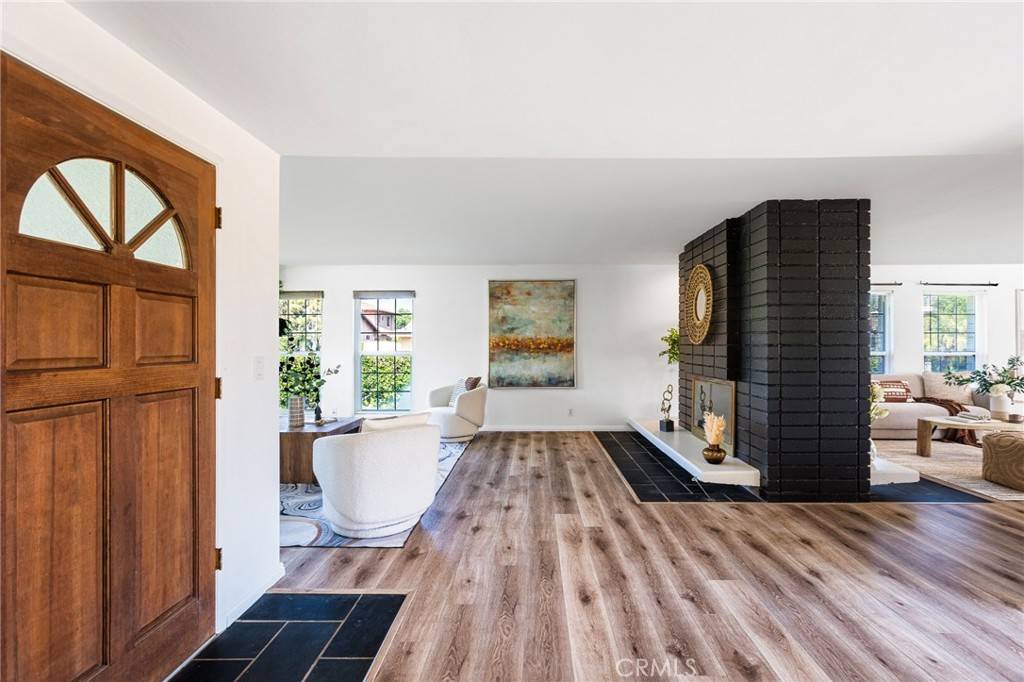 Arcadia, CA 91006,448 E Sandra AVE